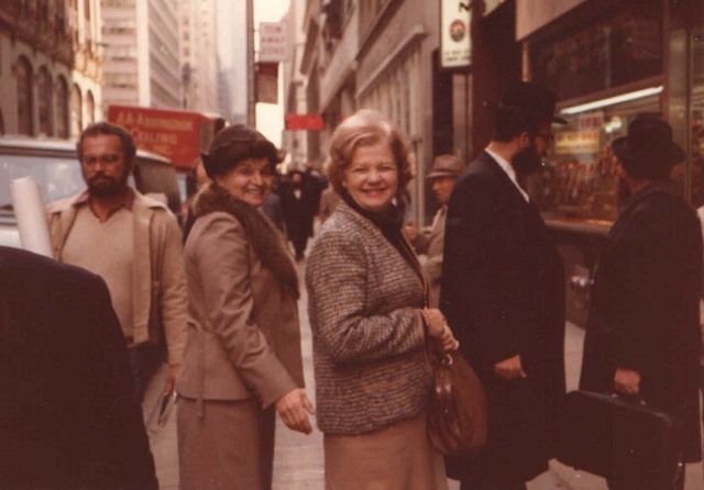 1980s Hilde and Zita in NYC Diamond District